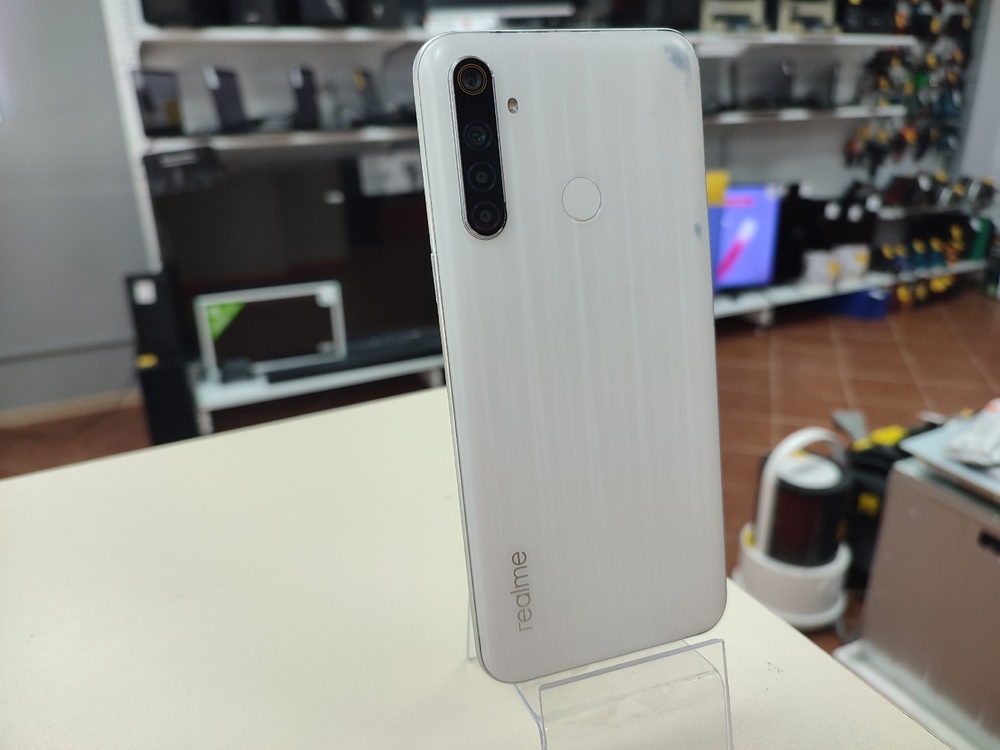 Смартфон Realme 6i 4/128