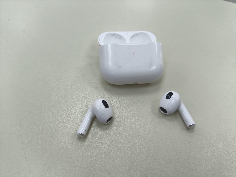 Наушники беспроводные Apple Airpods 3