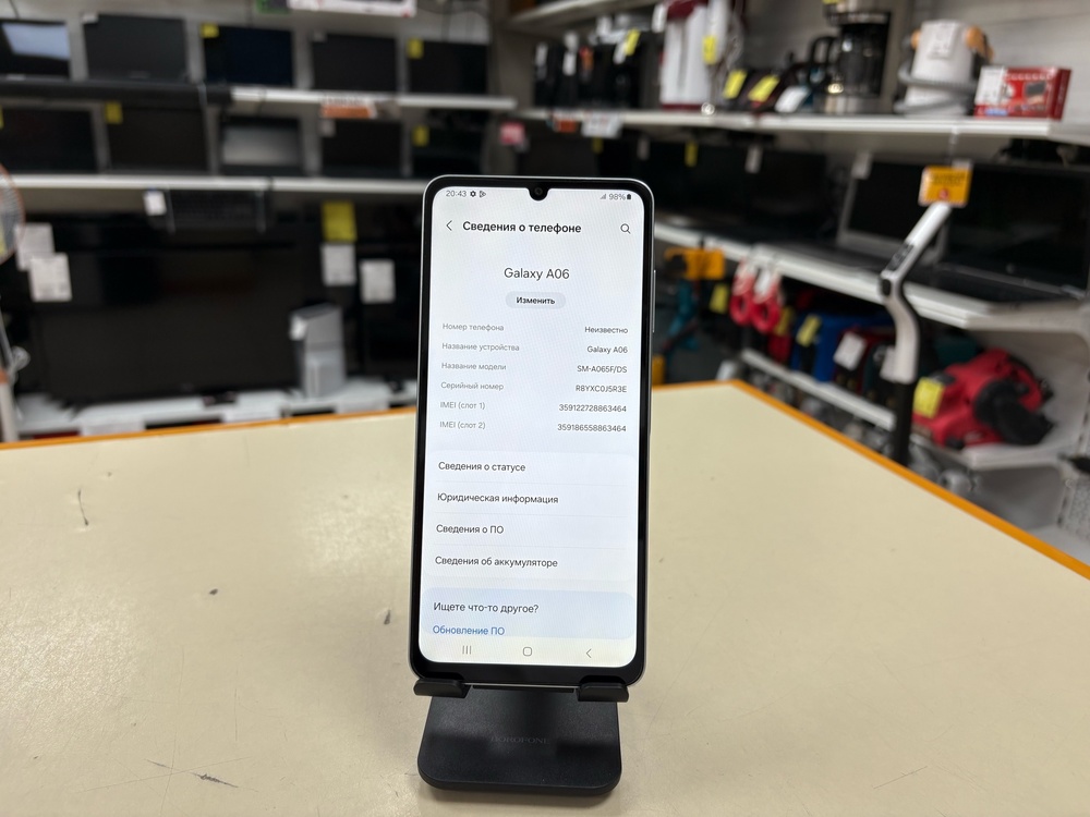 Смартфон Samsung Galaxy A06 4/64