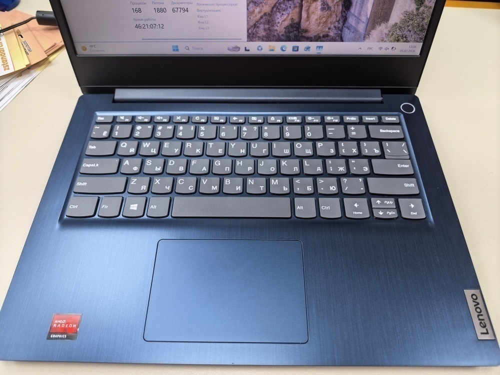 Ноутбук Lenovo; Ryzen 5 3500U, Radeon Vega 8, 8 Гб, 240 Гб, Нет