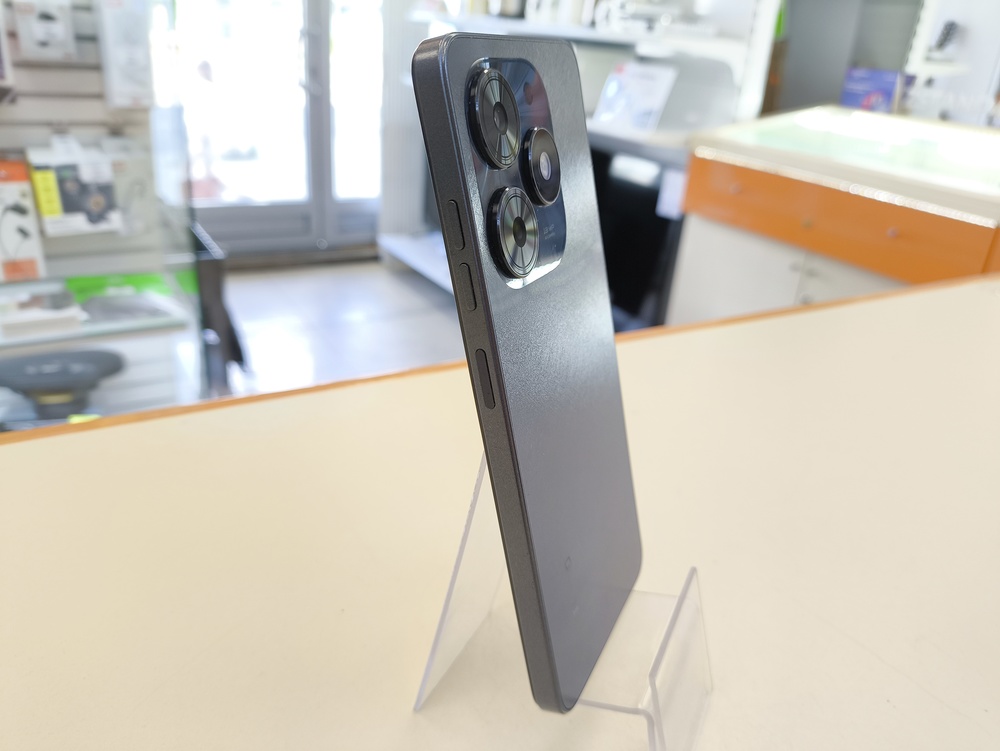 Смартфон Tecno Spark Go 2024 3/64