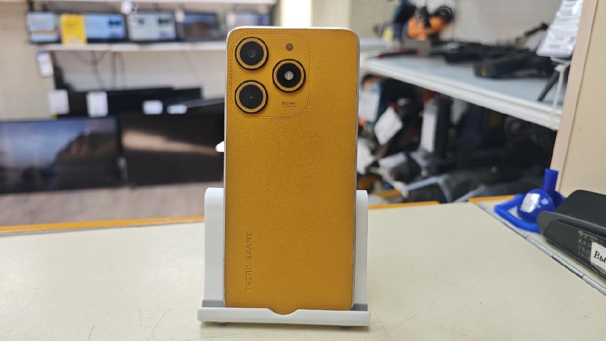 Смартфон Tecno Spark 10 4/128