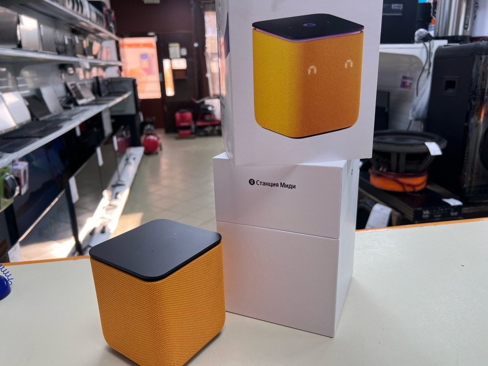 Умная колонка Яндекс Станция Миди