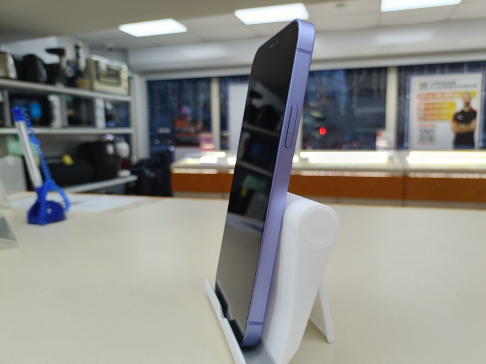 Смартфон Apple iPhone 12 128Gb