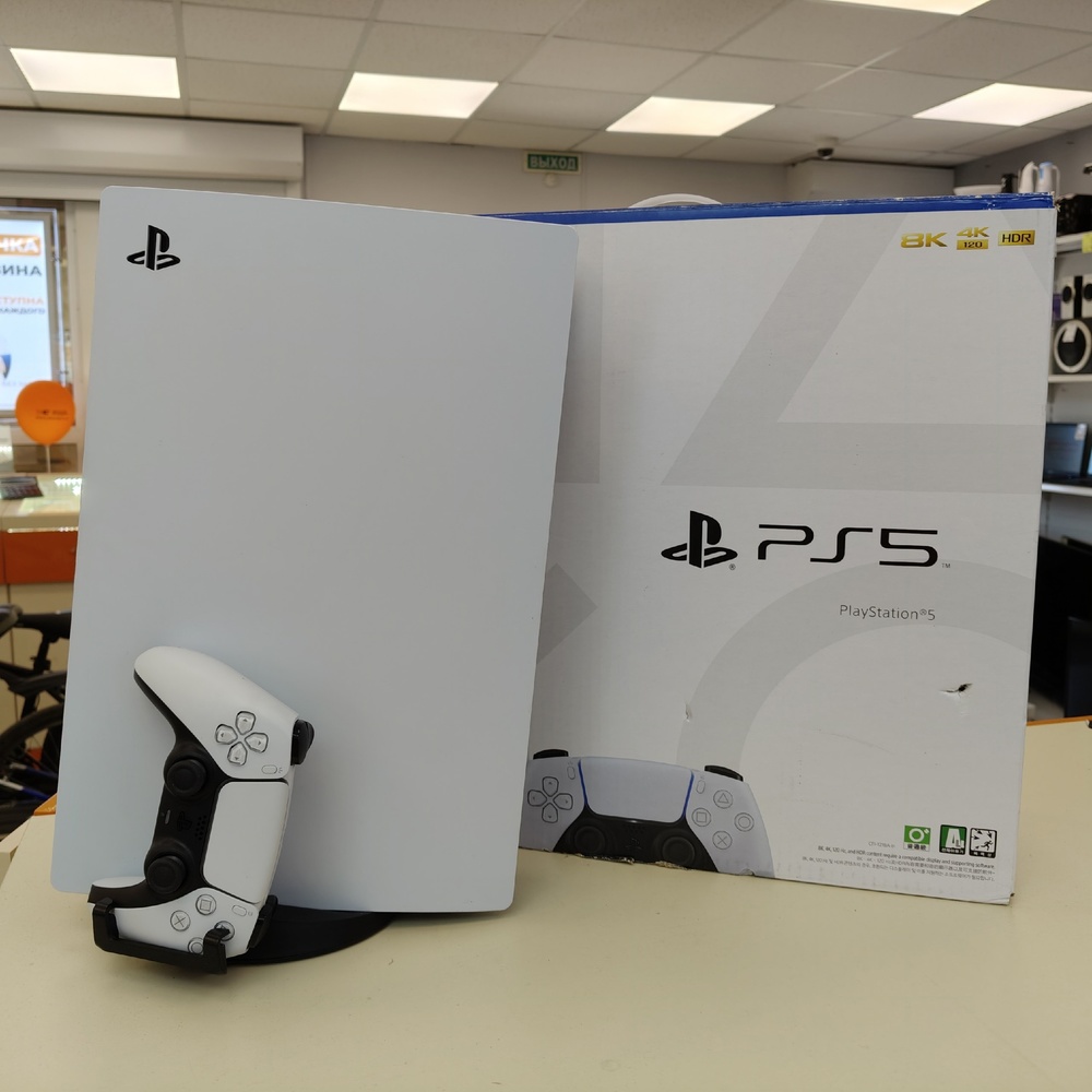 Игровая приставка PlayStation 5 825Gb (С дисководом)