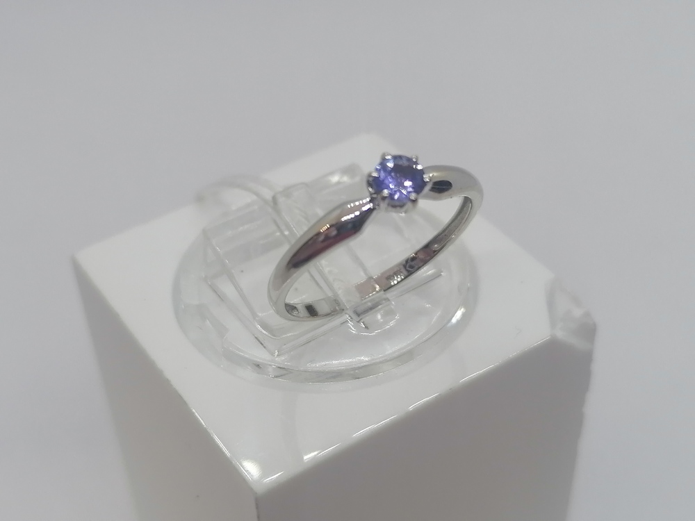 КОЛКМ585 КОЛЬЦО С КАМНЕМ (Au 585)