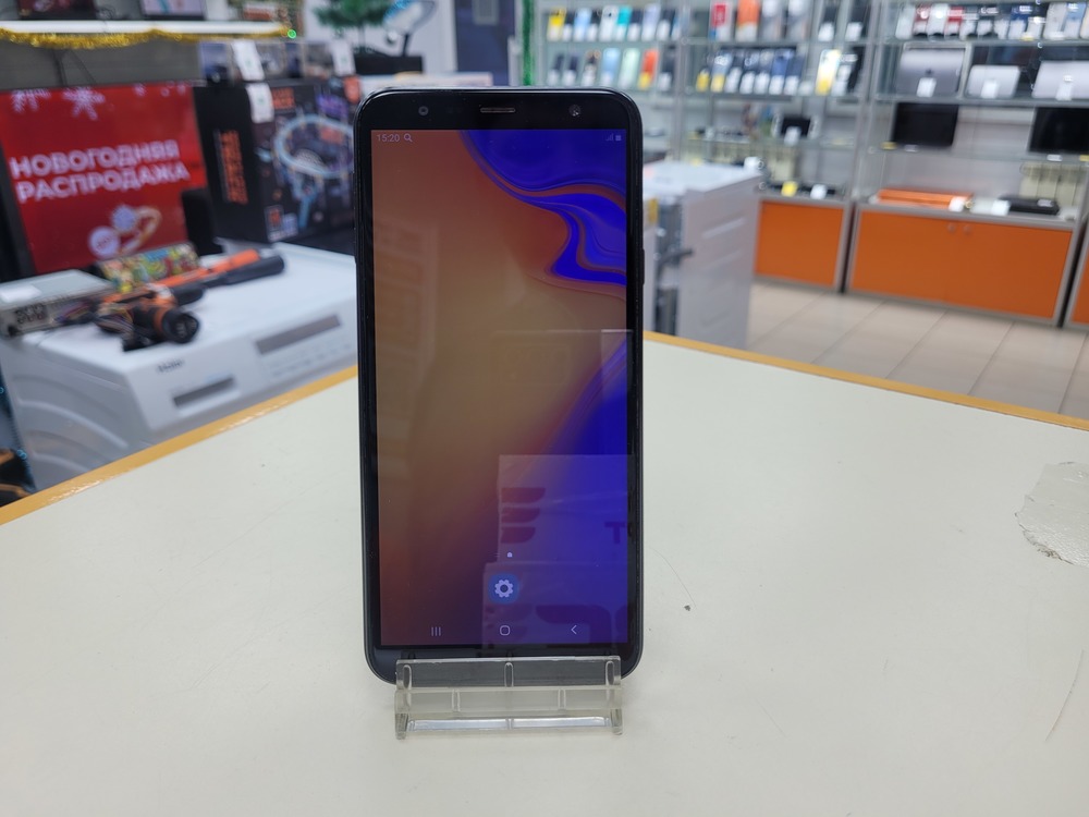 Смартфон Samsung Galaxy J4 Plus 3/32
