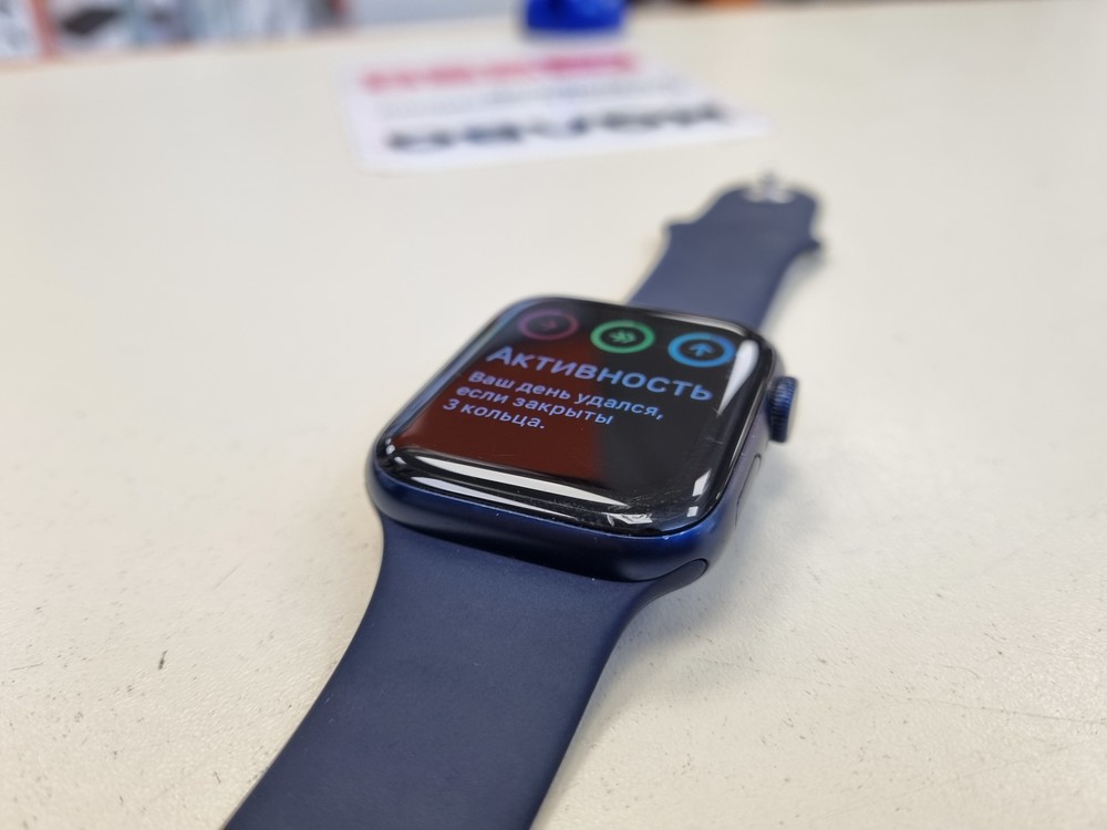 Смарт-часы Apple Watch Series 6 44 мм
