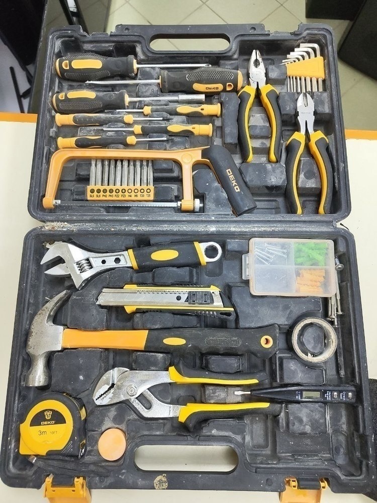 Набор инструментов Deko DKMT 102