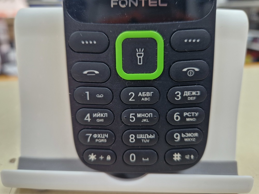 Смартфон Fontel FP200