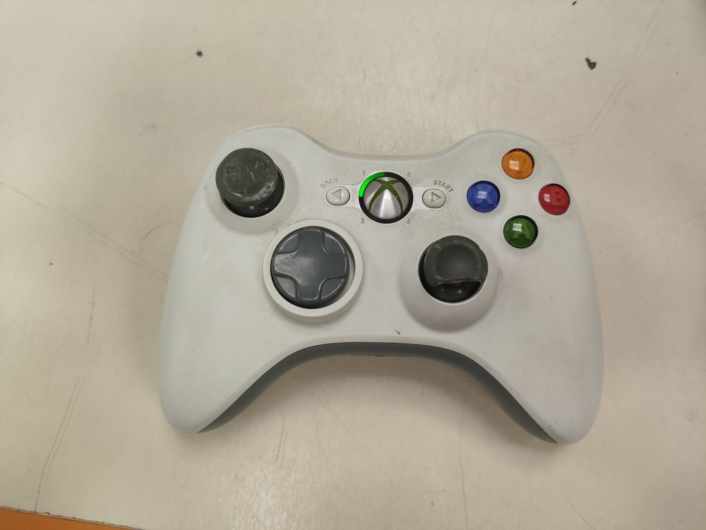 Игровая приставка Xbox 360; Игровая приставка Xbox 360;
