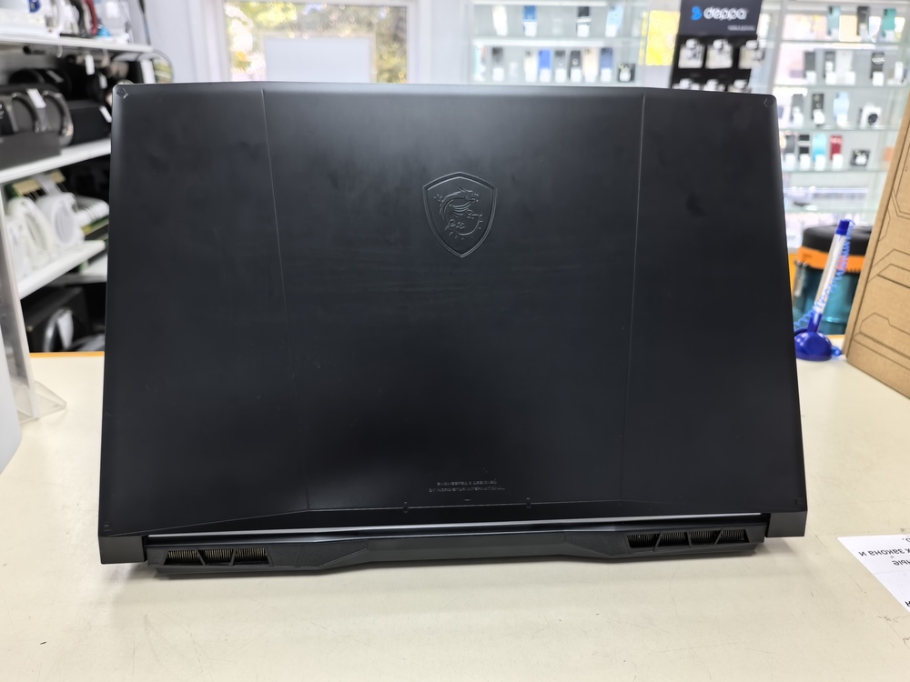 Ноутбук MSI; Intel Core i7-12650H, GeForce RTX 3050, 16 Гб, 512 GB, Нет