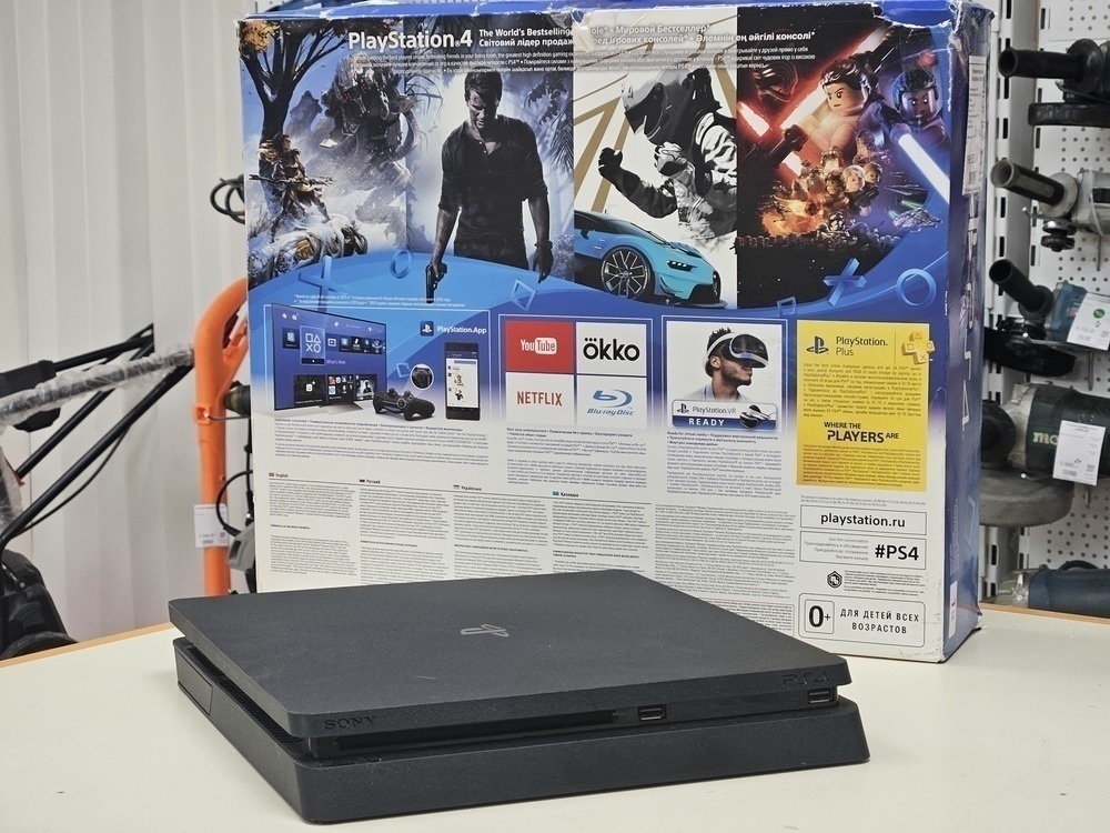 Игровая приставка PlayStation 4 Slim 1Tb Игровая приставка PlayStation 4 Slim 1Tb