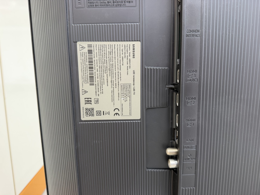 LED Телевизор Samsung UE50DU7100UXRU