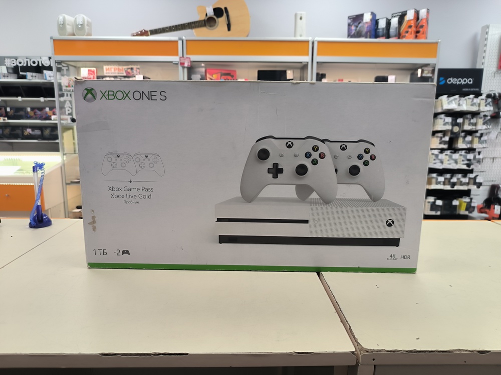 Игровая приставка Xbox One S 1TB