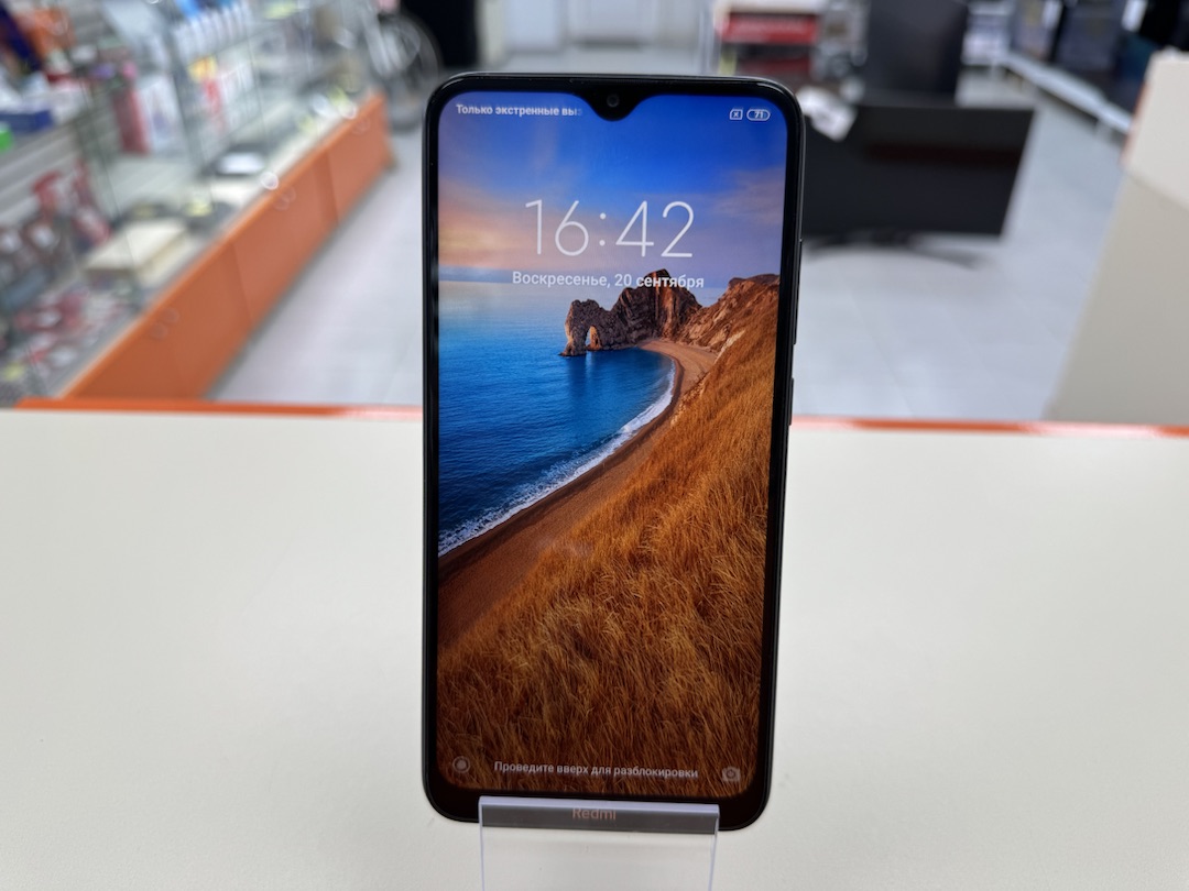 Смартфон Xiaomi Redmi 8 3/32