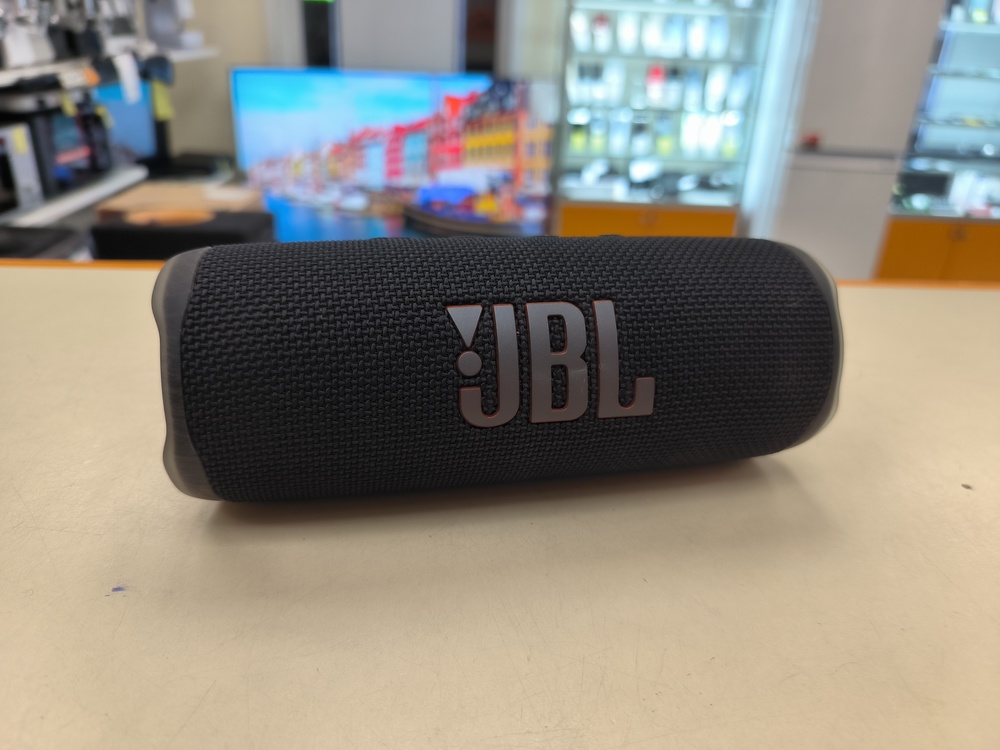 Портативная акустика JBL Flip 6;