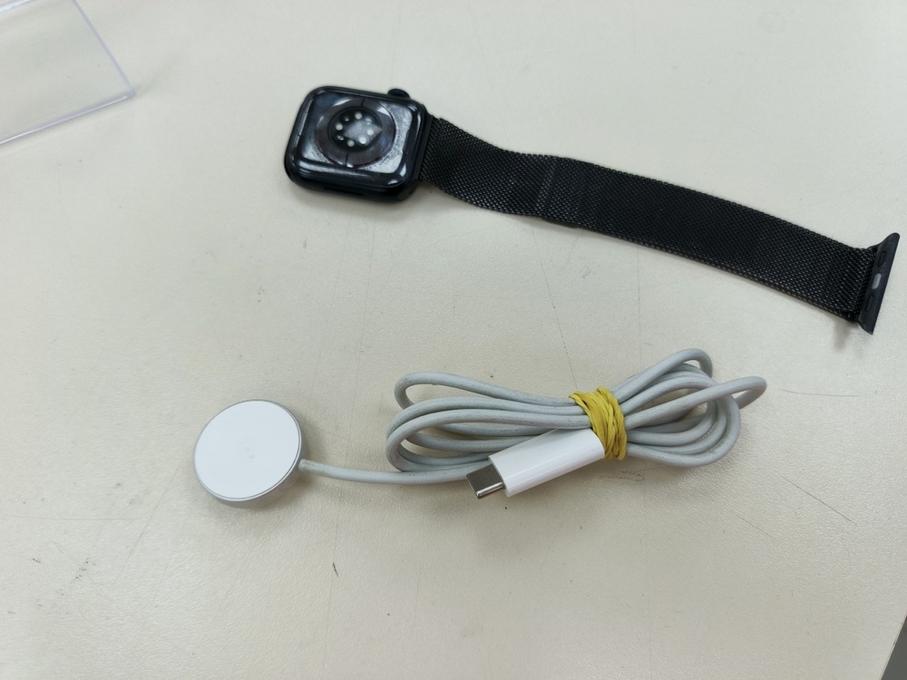 Смарт-часы Apple Watch Series 7 41mm