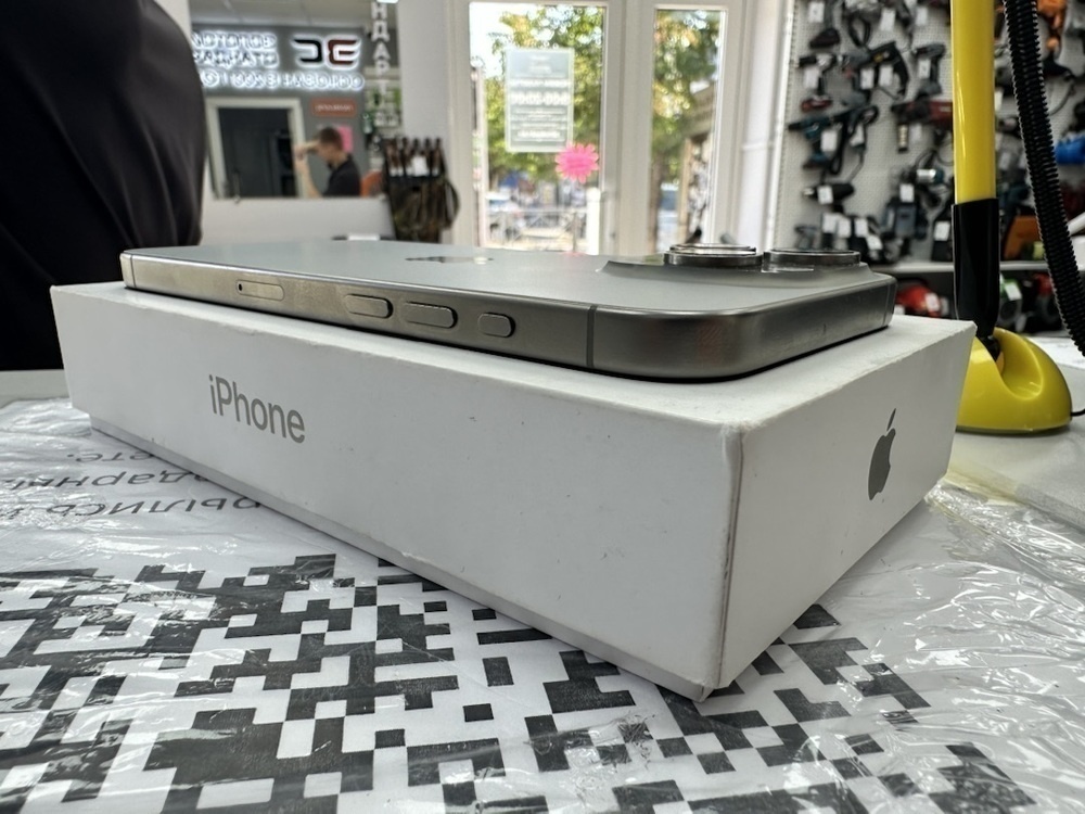 Смартфон Apple iPhone 15 Pro Max 256Gb