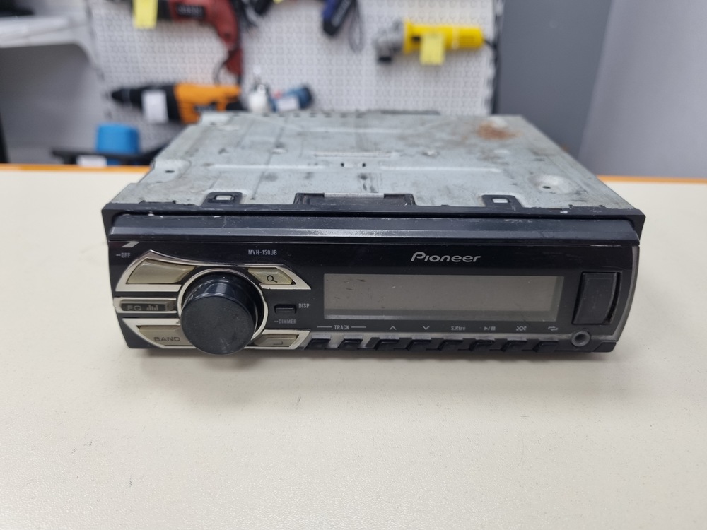 Автомагнитола Pioneer MVH-150UB