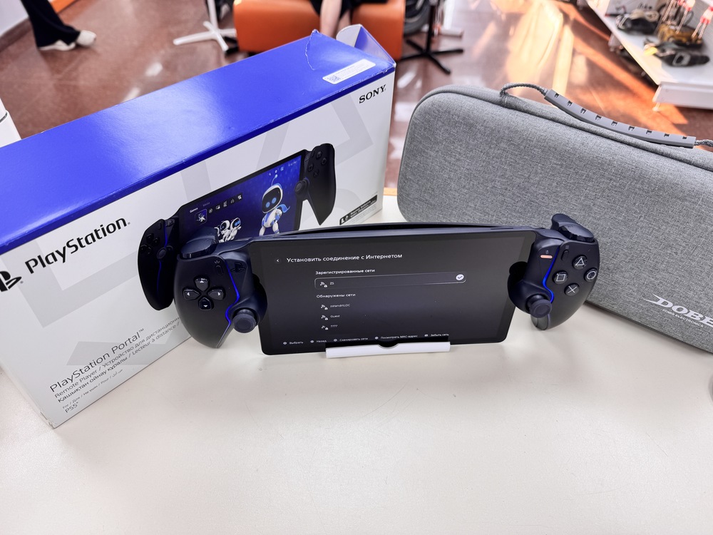 Игровая приставка PlayStation Portal