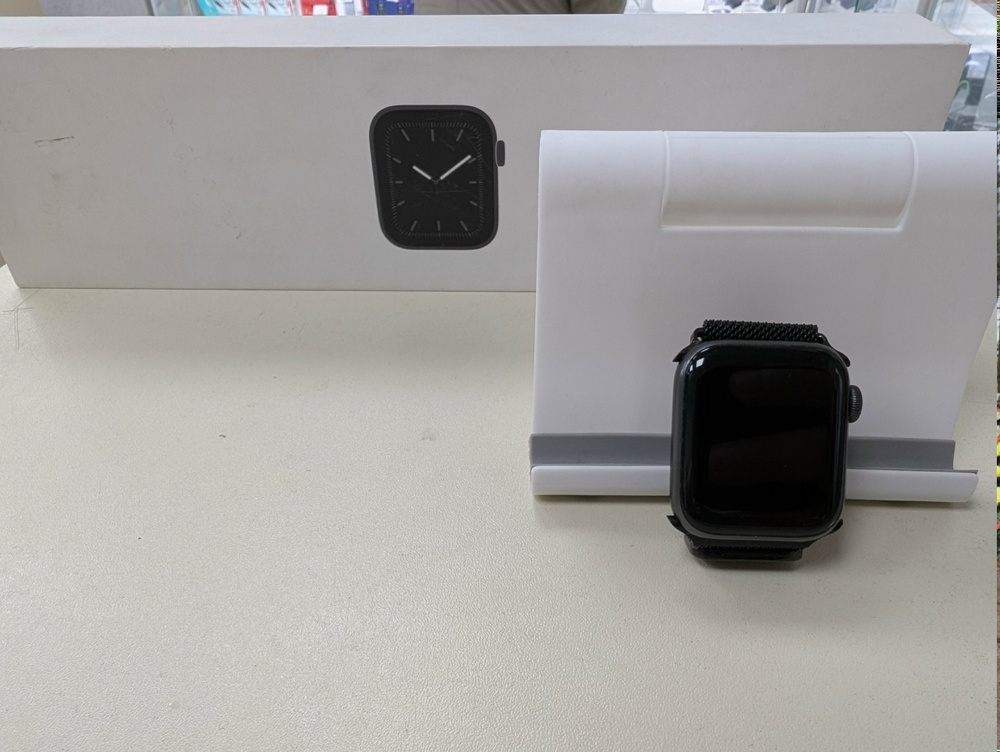 Смарт-часы Apple Watch SE 2022 40mm
