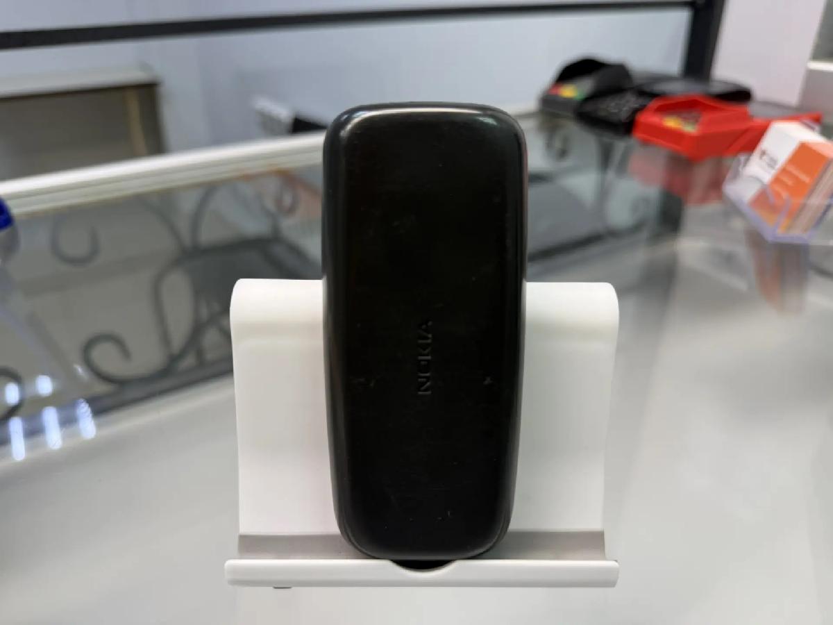 Мобильный телефон Nokia 105