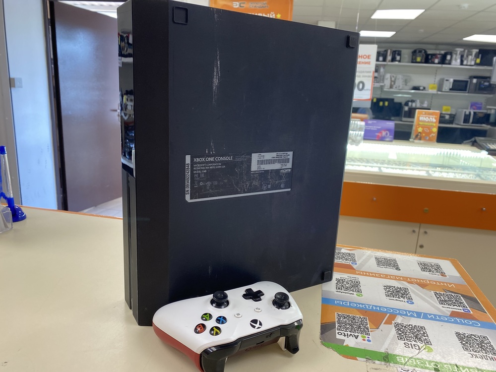 Игровая приставка Xbox One 1 Tb