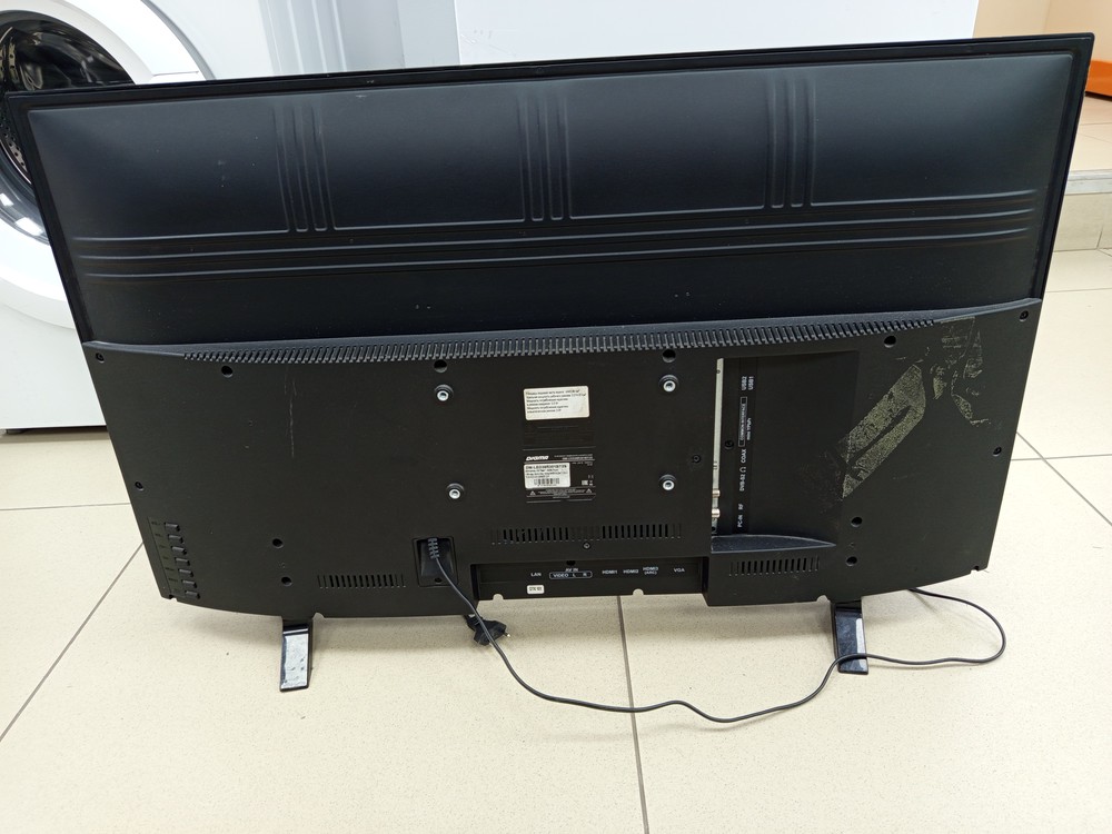 LED Телевизор Digma 39R301