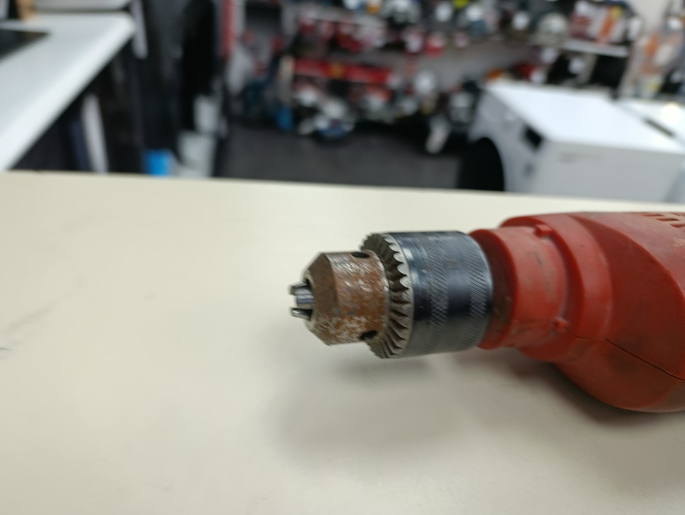 Дрель-ударная Makita M0801