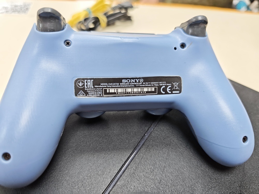 Игровая приставка PlayStation 4 FAT 1Tb