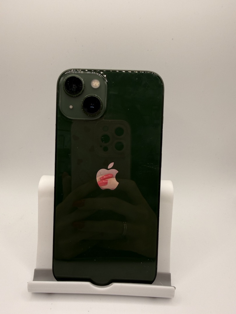 Смартфон Apple iPhone 13 256Gb