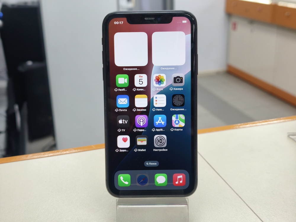 Смартфон Apple iPhone 11 64Gb
