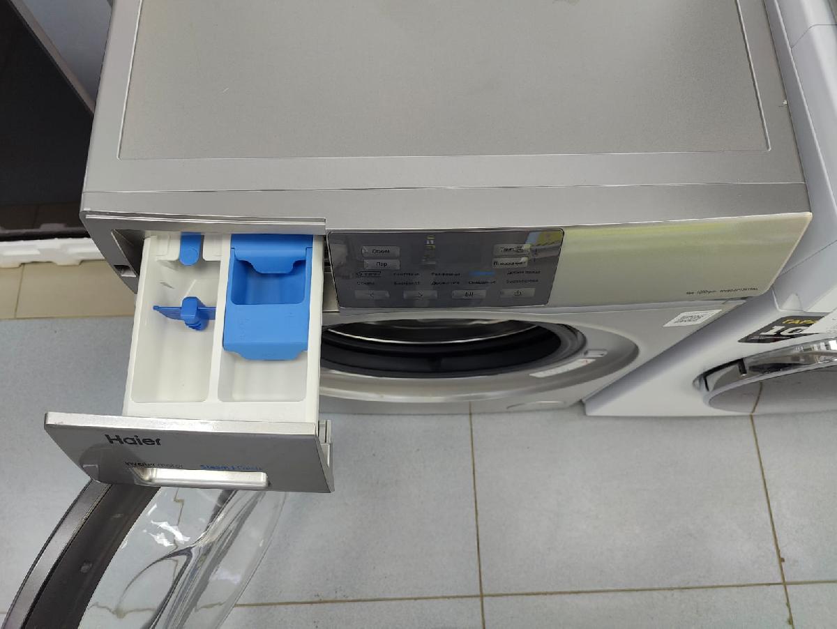 Стиральная машина Haier HW60-BP12919AS