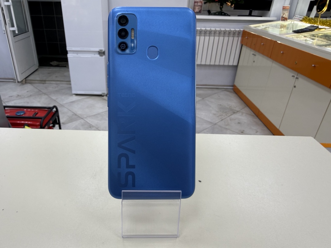 Смартфон Tecno Spark 7
