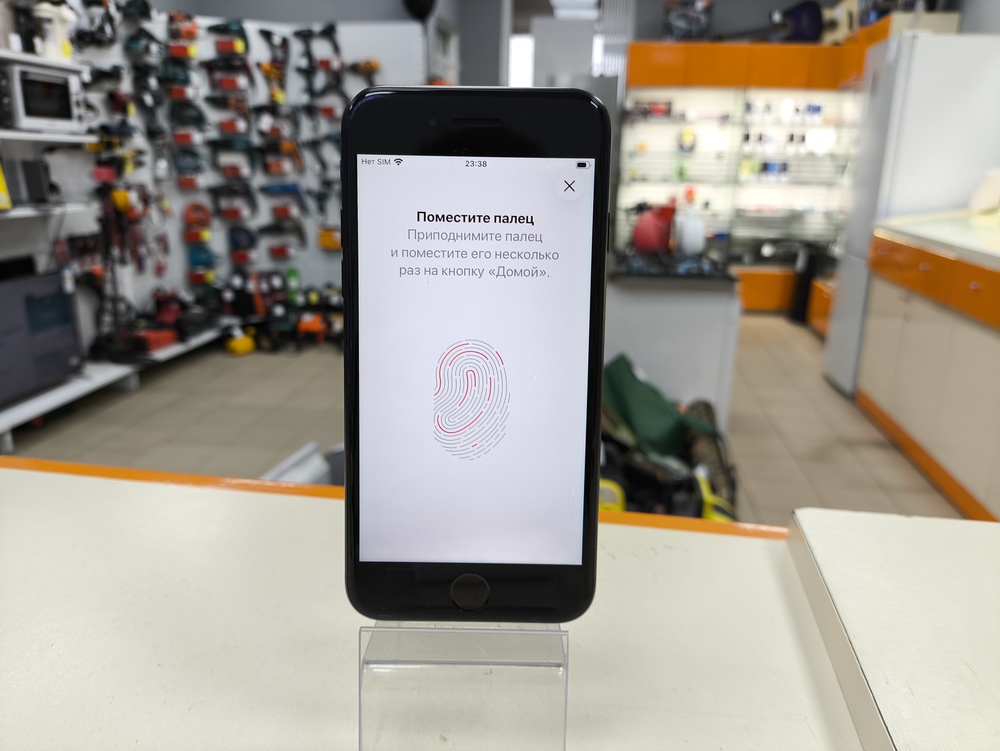 Смартфон Apple iPhone SE 2020 64Gb