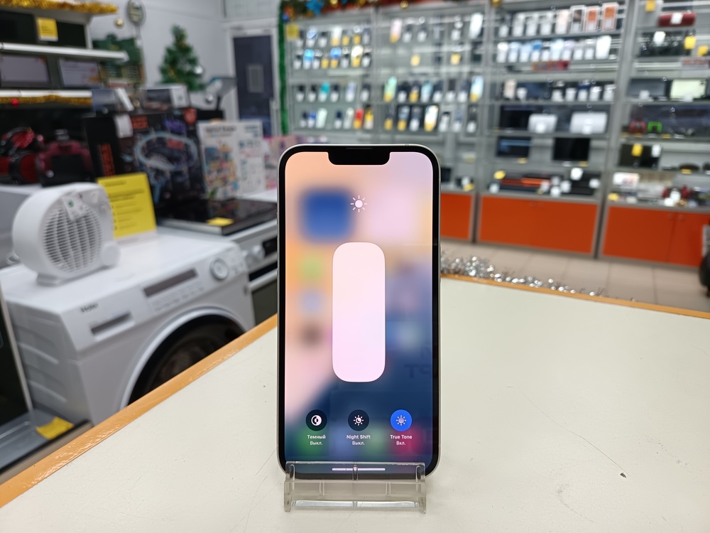 Смартфон Apple iPhone 13 128Gb