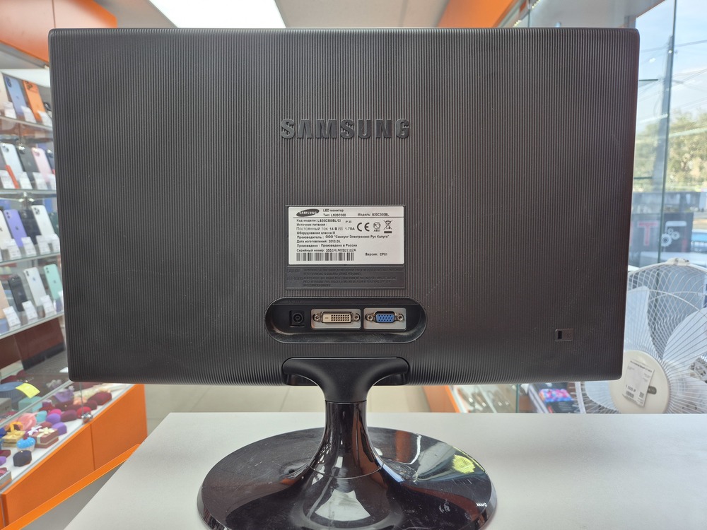 Монитор Samsung S20C300BL