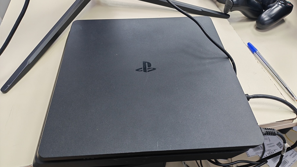 Игровая приставка PlayStation 4 Slim 1Tb
