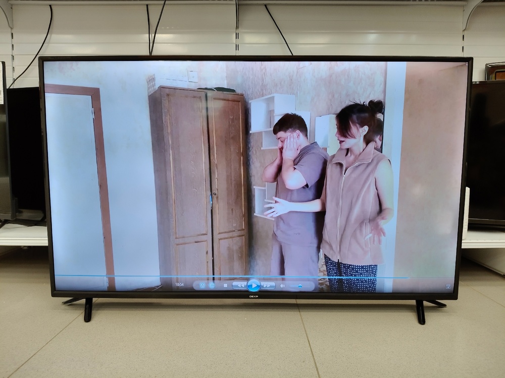 LED Телевизор Dexp U50E7000Q