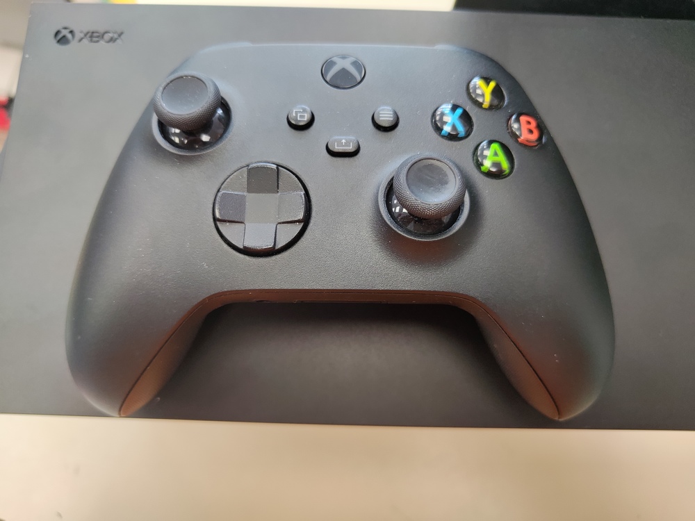 Игровая приставка Xbox Series X 1Tb