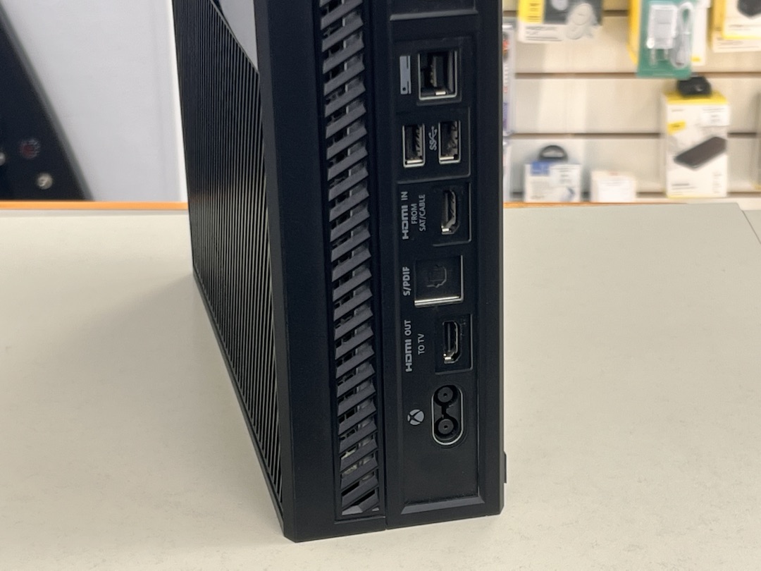 Игровая приставка Xbox One 500Gb