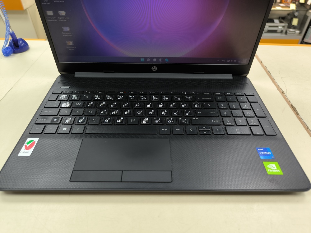 Ноутбук HP 15-dw3170nia; i7-1165G7, GeForce MX450, 8 Гб, 512 GB, Нет