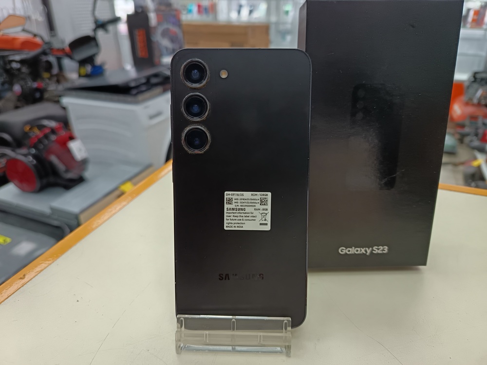 Смартфон Samsung Galaxy S23 8/128