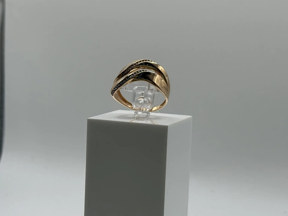 КОЛЬЦО С КАМНЯМИ (Au 585)