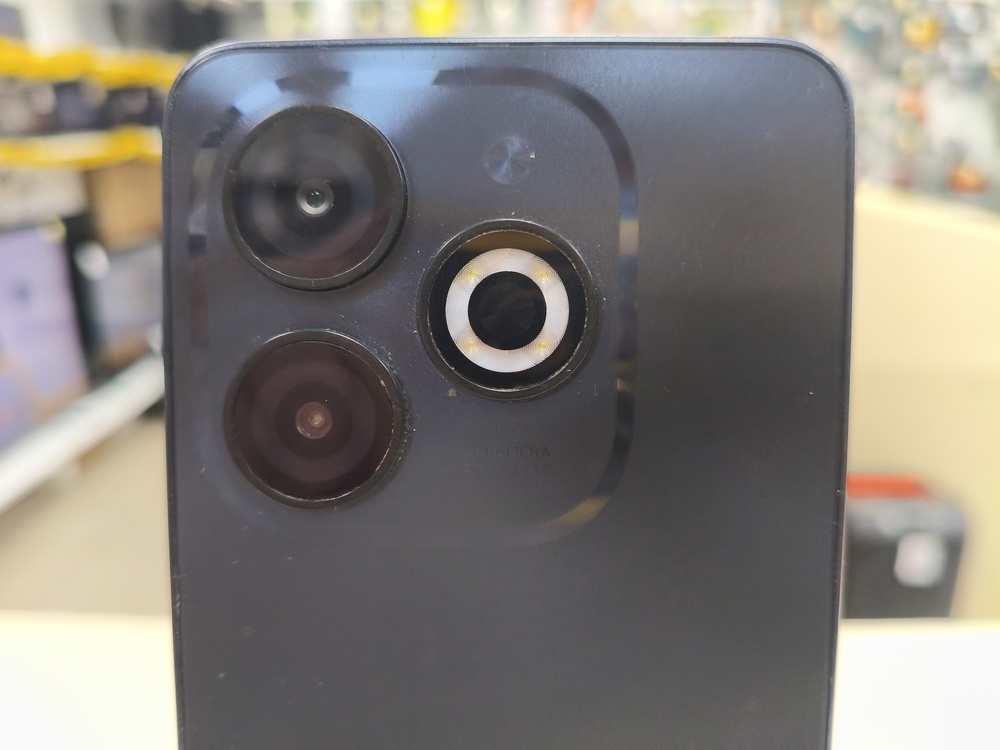 Смартфон Infinix Smart 8 4/128