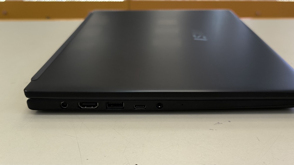 Ноутбук MSI Modern 15; Core i3-1215U, Intel UHD Graphics, 8 Гб, 256 Гб, Нет