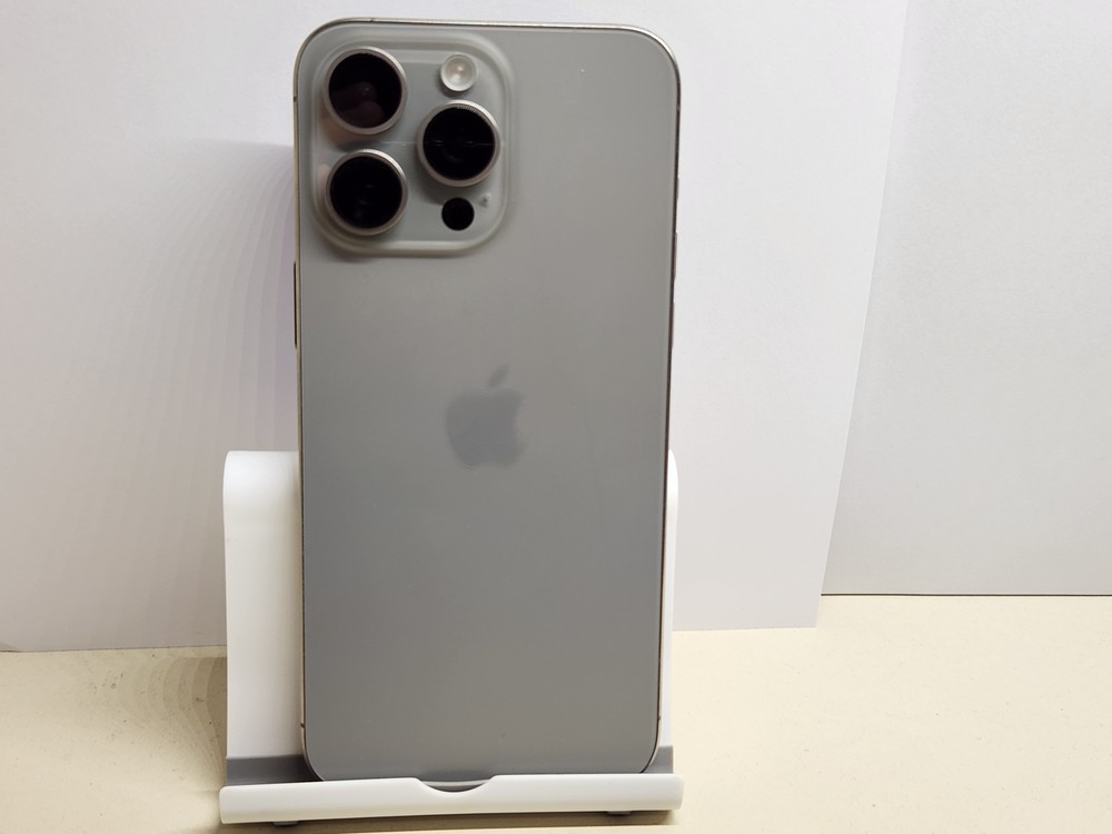Смартфон Apple iPhone 15 Pro Max 256Gb