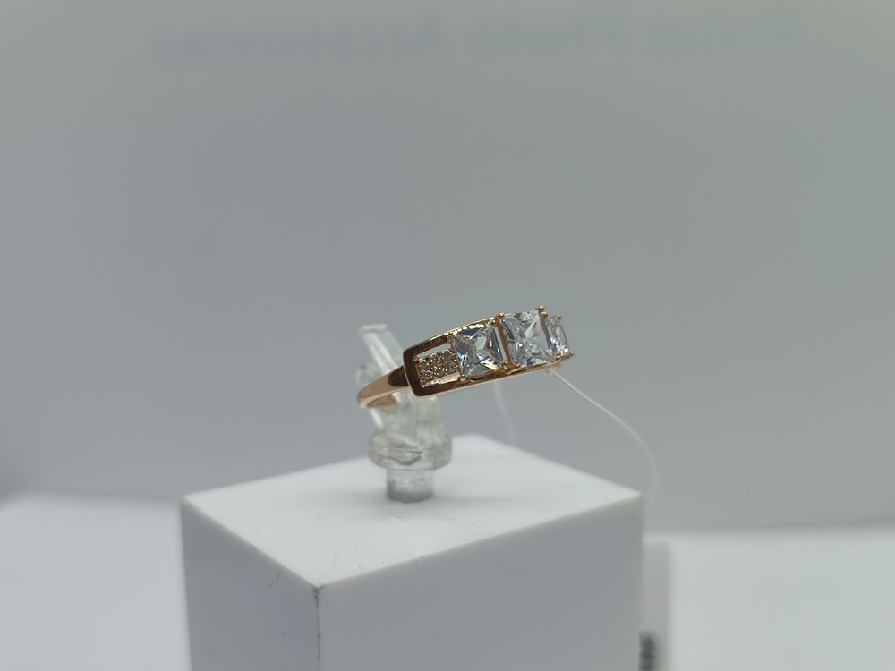 КОЛЬЦО С КАМНЯМИ (Au 585)