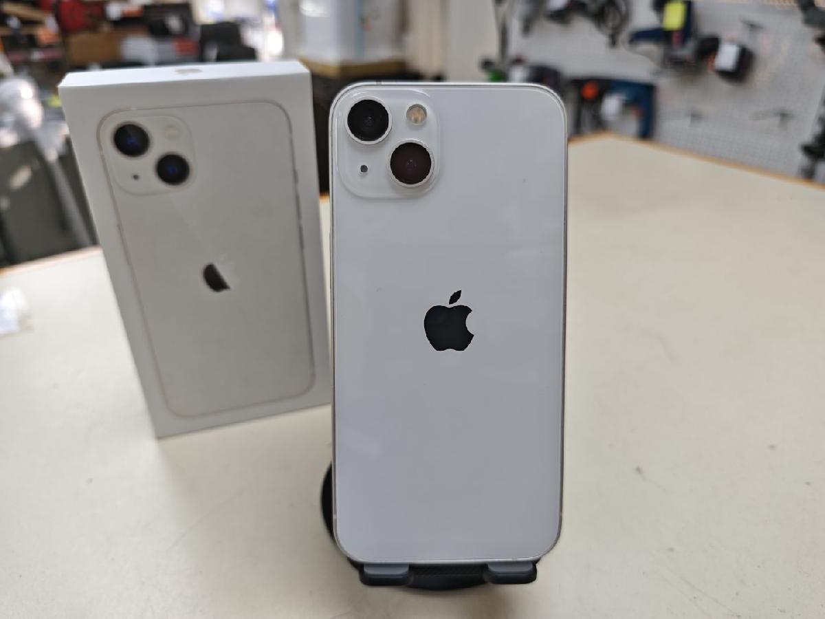 Смартфон Apple iPhone 13 128Gb